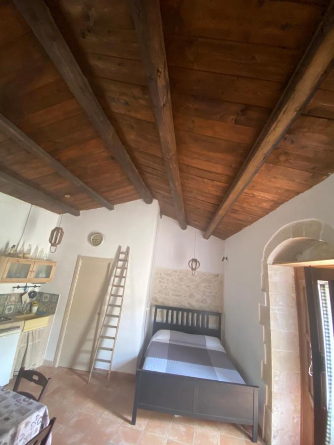 הוילה פלאצולו אקריידה Casa Martina מראה חיצוני תמונה