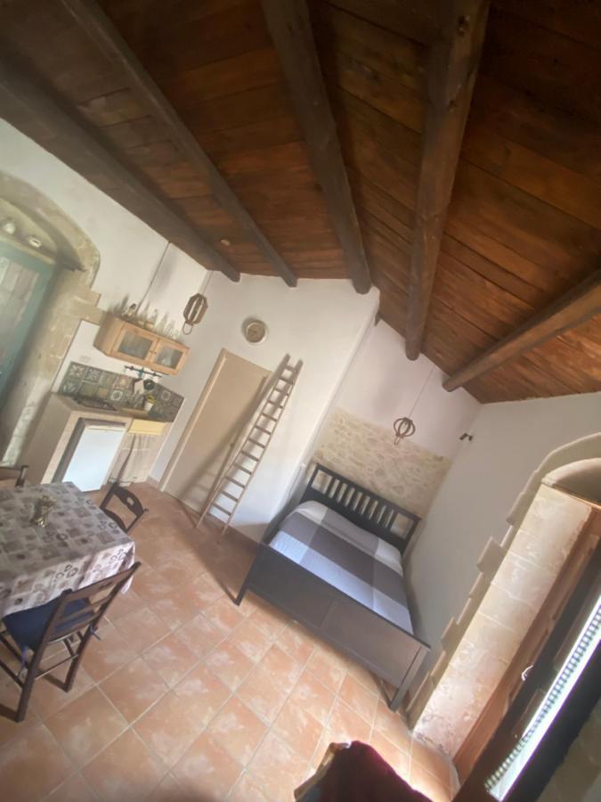 הוילה פלאצולו אקריידה Casa Martina מראה חיצוני תמונה